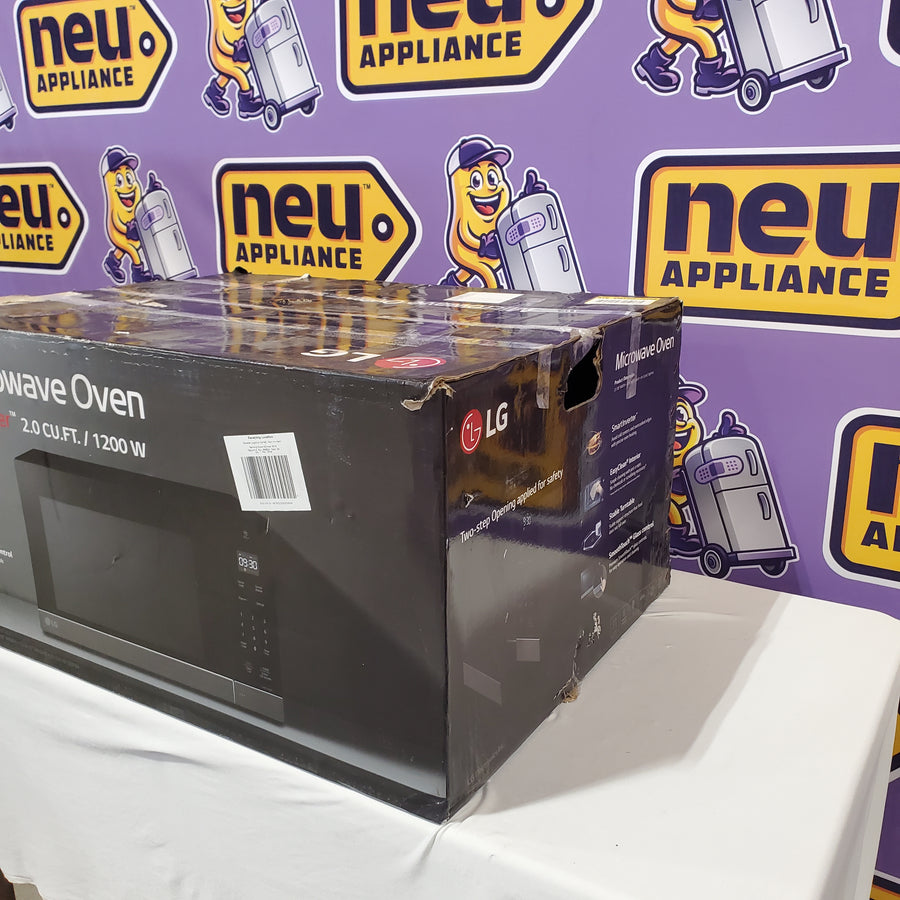 LG 2.0 cu. ft. NeoChef™ Countertop Microwave with Smart Inverter and Sensor Cooking MSER2090D - New in Box