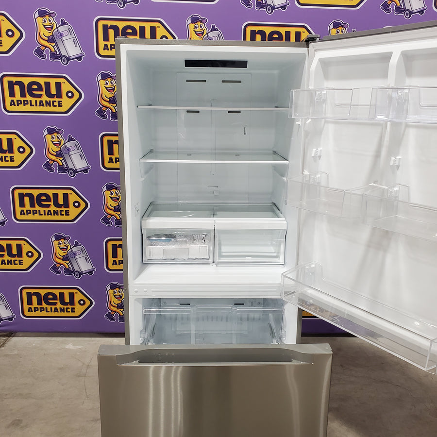 Vissani 18.7 cu. ft. Bottom Freezer Refrigerator in Stainless Steel 25137SD705 - MDBF18SS - Scratch & Dent (Minor)