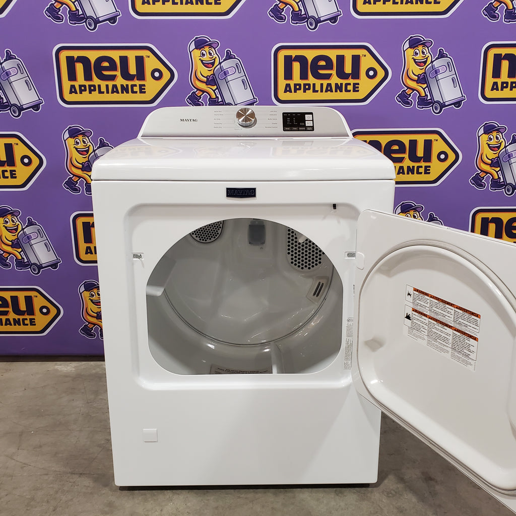 Pictures of Maytag Top Load 4.8 cu ft Washer with Deep Fill and Slow-Close Glass Lid MVW6200KW - Scratch & Dent (Minor) and Maytag 7.0 cu. ft Top Load Gas Dryer with Moisture Sensing 16171 - MGD6200KW - Scratch and Dent (Minor) - Neu Appliance Outlet - Discount Appliance Outlet in Austin, Tx
