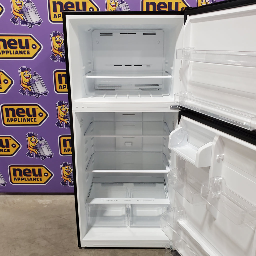 Vissani 18.1 cu. ft. Top Freezer Refrigerator in Fingerprint Resistant Stainless Steel Look, Garage Ready 251311SD921 - MDTF18SSR5 - Scratch & Dent (Moderate)