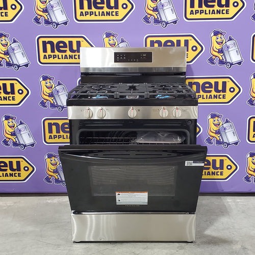 Frigidaire Stainless Steel Gas Range with Air Fry and Five Burner Cooktop 17SD096 - FCRG3083AS - Scratch & Dent (Minor)