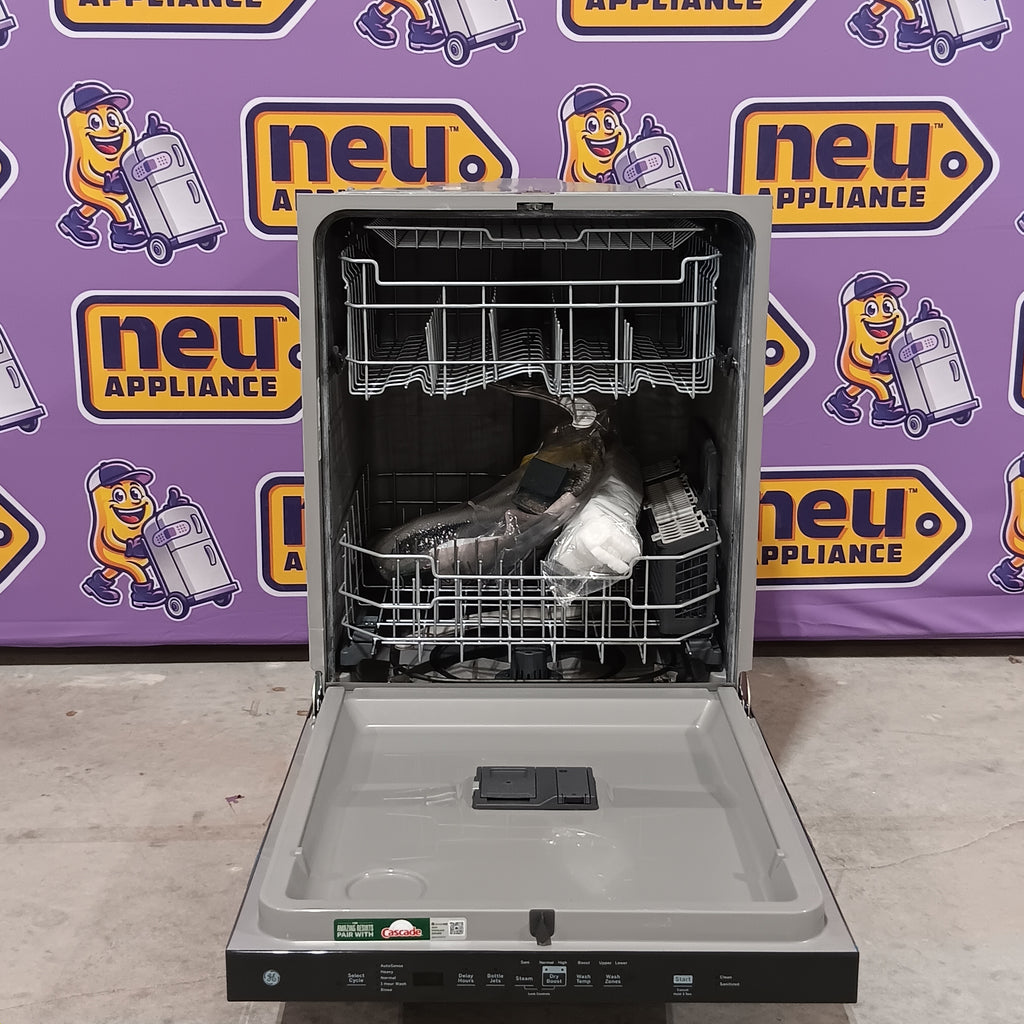 Pictures of GE® ENERGY STAR® Top Control with Plastic Interior Dishwasher with Sanitize Cycle & Dry Boost GDP630PYRFS - New in Box - Neu Appliance Outlet - Discount Appliance Outlet in Austin, Tx