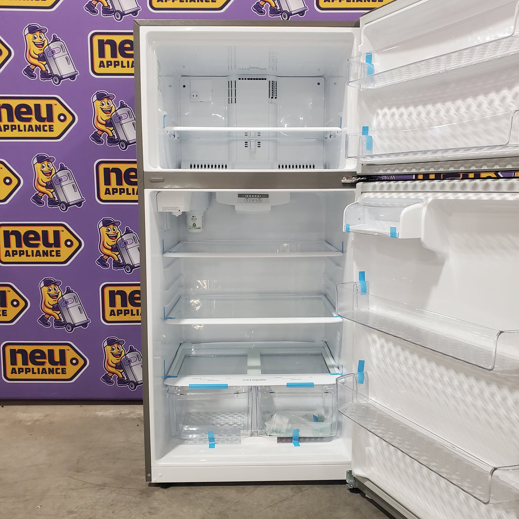 Pictures of LG 33" Wide 24 cu ft Top Freezer Refrigerator with Internal Water Dispenser and LED Lighting 21SD007 - LRTLS2403S - Scratch & Dent (Moderate) - Neu Appliance Outlet - Discount Appliance Outlet in Austin, Tx