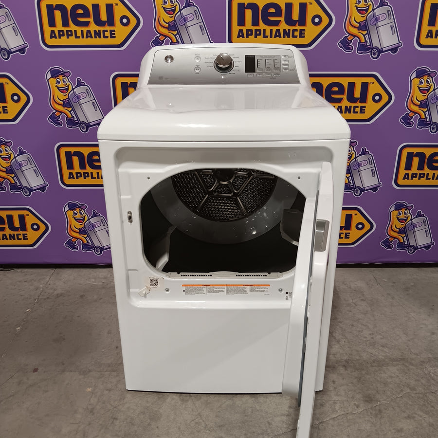 GE Top Load 4.0 Cu. Ft. Capacity Washer with Stainless Steel Wash Basket GTW325ASWWW - New in Box and GE 7.4-cu ft Vented Electric Dryer in White 16256 - GTD72EBSNWS - Certified Refurbished