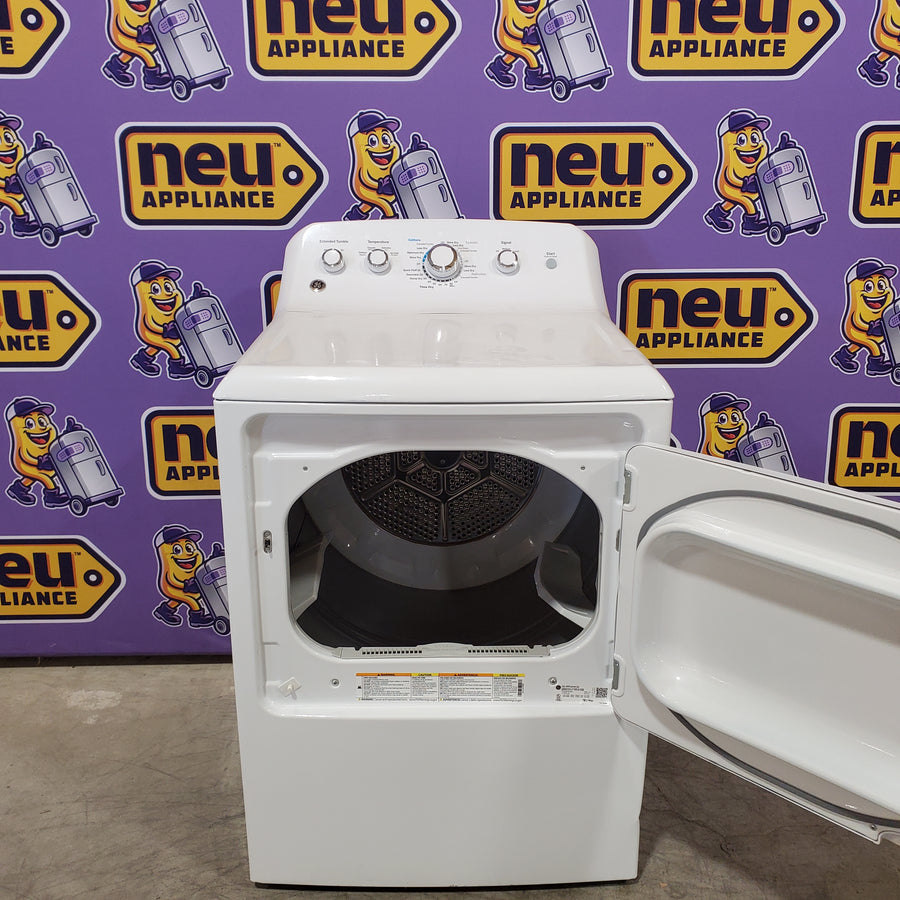 GE White Top Load 4.0 Cu. Ft. Capacity Washer with Stainless Steel Wash Basket GTW325ASWWW - New in Box and GE White Electric 7.2 Cu. Ft. Dryer with Aluminized Alloy Drum 16209 - GTD42EASJWW - Certified Refurbished