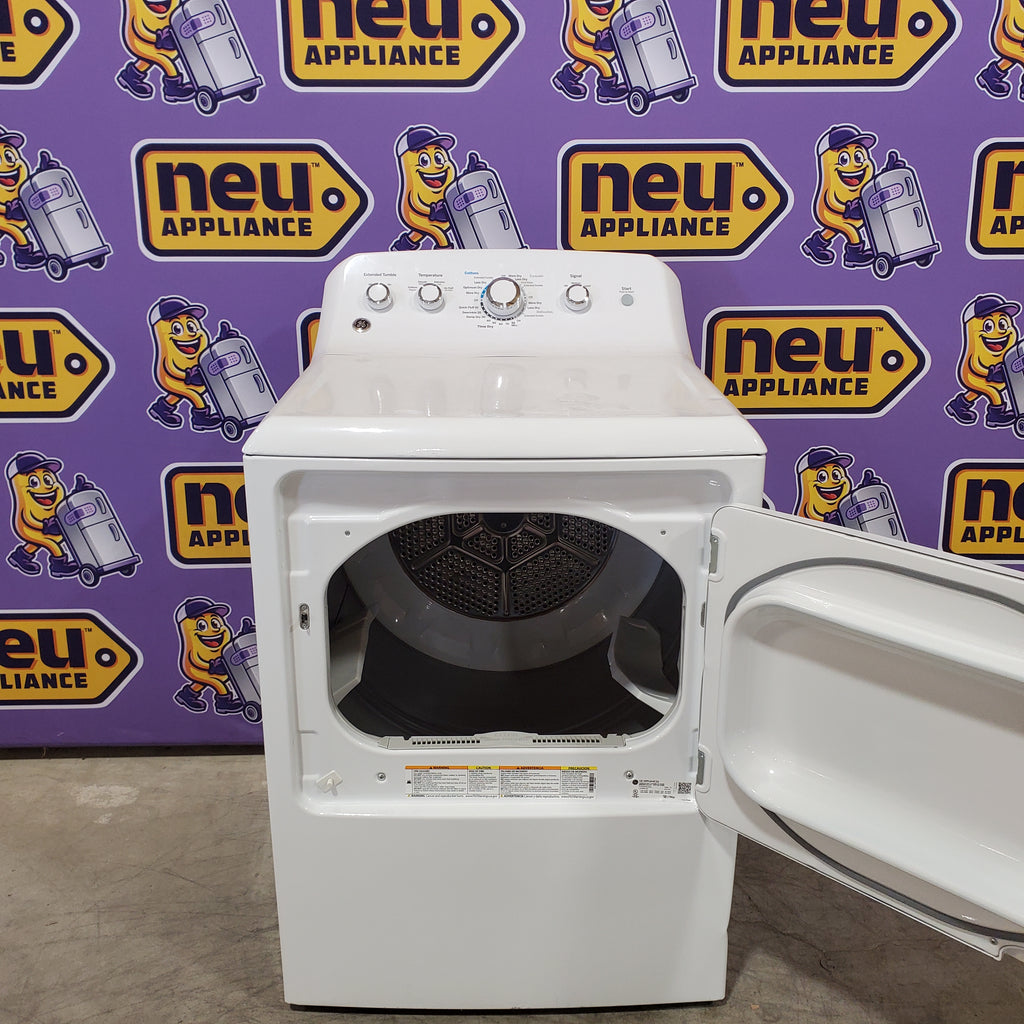 Pictures of GE White Top Load 4.0 Cu. Ft. Capacity Washer with Stainless Steel Wash Basket GTW325ASWWW - New in Box and GE White Electric 7.2 Cu. Ft. Dryer with Aluminized Alloy Drum 16209 - GTD42EASJWW - Certified Refurbished - Neu Appliance Outlet - Discount Appliance Outlet in Austin, Tx