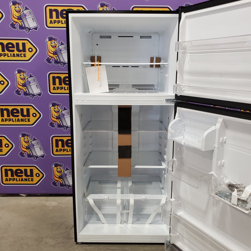 Vissani 18.1 cu. ft. Top Freezer Refrigerator in Fingerprint Resistant Stainless Steel Look, Garage Ready 251315SD1103 - MDTF18SSR5 - Scratch & Dent (Moderate)