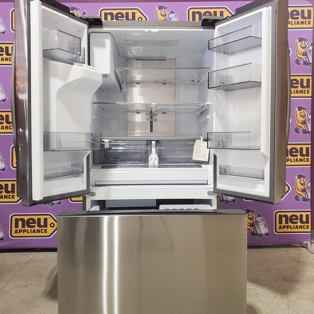 Pictures of Samsung 31 cu. ft. Mega Capacity 3-Door French Door Refrigerator in Stainless Steel with Four Types of Ice 4SD422 - RF32CG5400SR - Scratch & Dent (Minor) - Neu Appliance Outlet - Discount Appliance Outlet in Austin, Tx