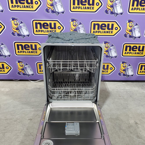 Samsung Top Control Built-In Hybrid Stainless Steel Tub Dishwasher with Height-Adjustable Rack, 53 dBA in Stainless Steel 22136SD250 - DW80CG4021SR - Scratch & Dent (Minor)
