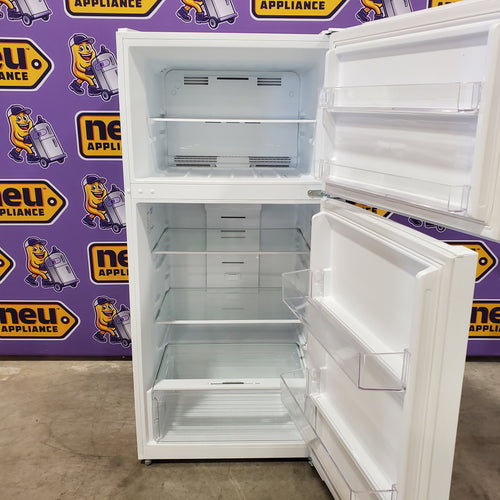 Pictures of Vissani 14.2 cu. ft. Top Freezer Refrigerator in White, Garage Ready 25137SD706 - MDTF14WH5 - Scratch & Dent (Minor) - Neu Appliance Outlet - Discount Appliance Outlet in Austin, Tx