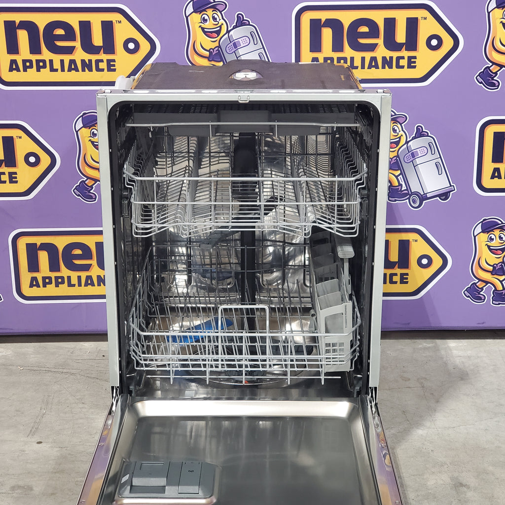 Frigidaire Stainless Steel Tub Dishwasher with Third Rack 20131SD182 - FDSH4501AS - Scratch & Dent (Minor)