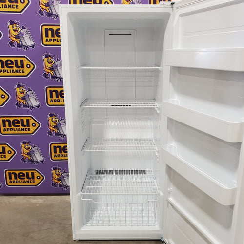 GE 21.3 Cu. Ft. Frost-Free Garage Ready Standup  Upright Freezer 25137SD693 - FUF21QRRWW - Scratch & Dent - Minor