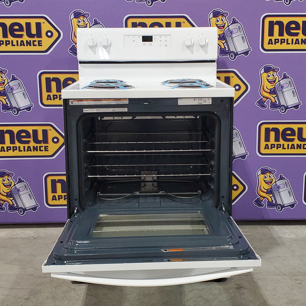 Pictures of Whirlpool 30 in. 4.8 cu. ft. Electric Range in White with Keep Warm Setting WFC315S0JW - Scratch & Dent (Minor) - Neu Appliance Outlet - Discount Appliance Outlet in Austin, Tx