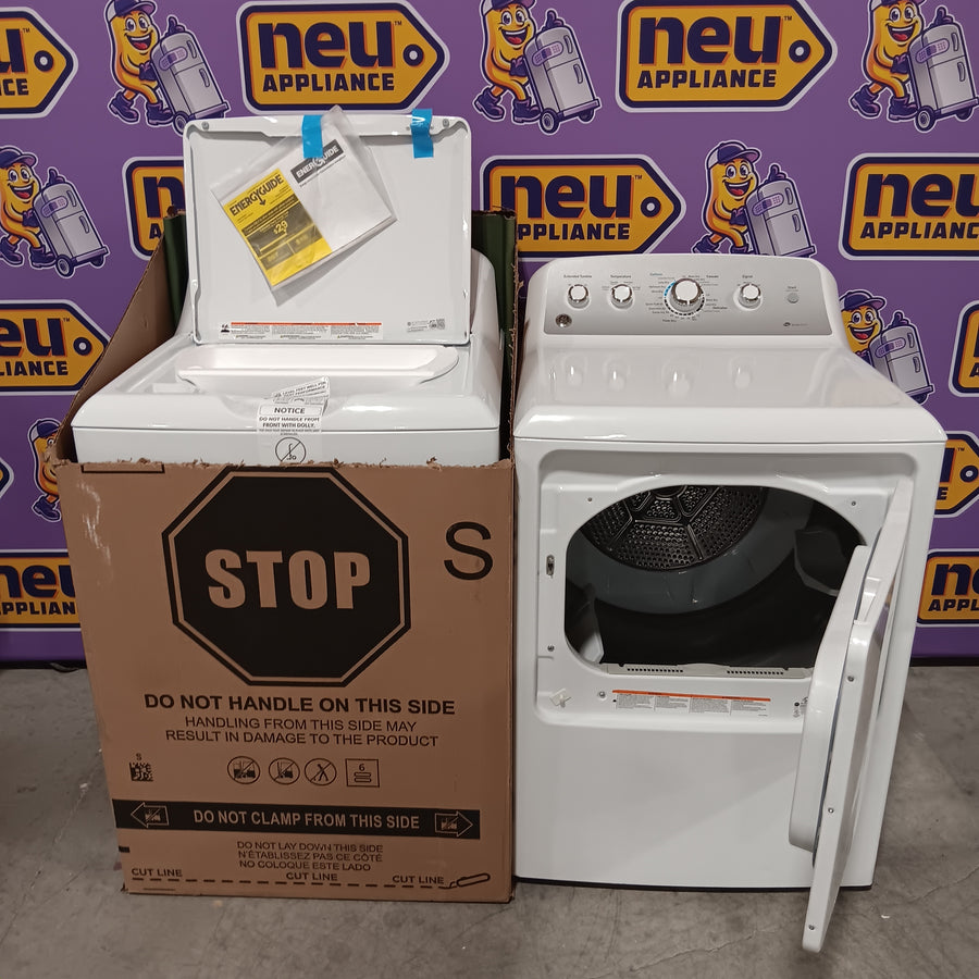 GE White Top Load 4.0 Cu. Ft. Capacity Washer with Stainless Steel Wash Basket GTW325ASWWW - New in Box and GE White Electric Aluminized Alloy Drum 7.2 Cu. Ft. Dryer with Sensor Dry and Extended Tumble 16238 - GTD45EASJWS - Certified Refurbished