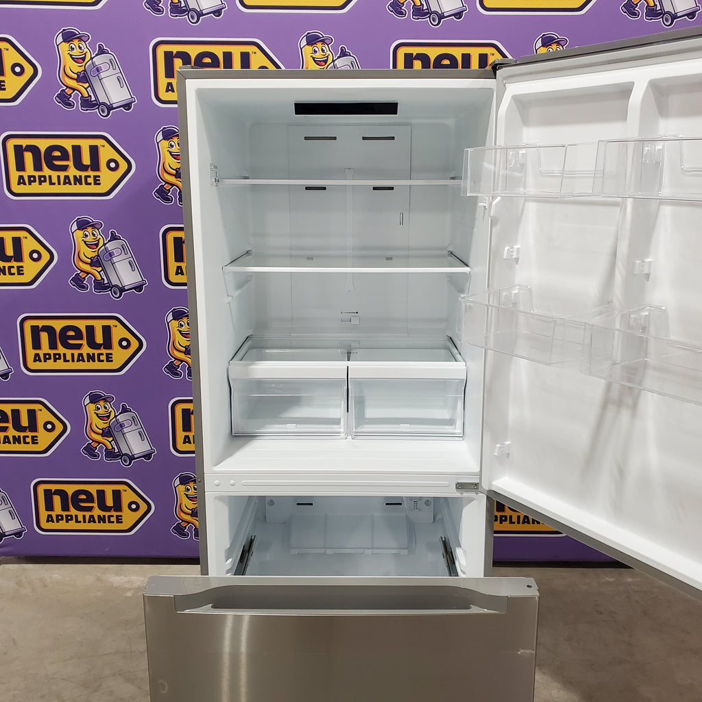 Vissani 18.7 cu. ft. Bottom Freezer Refrigerator in Stainless Steel 25137SD707 - MDBF18SS - Scratch & Dent (Moderate)