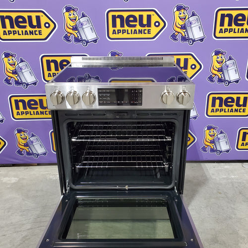 Pictures of Beko Stainless Steel Slide-In Electric Range 31134SD177 - SLER30530SS - Scratch & Dent (Minor) - Neu Appliance Outlet - Discount Appliance Outlet in Austin, Tx