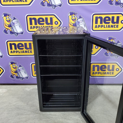 Pictures of NewAir 18.50-in W 126 -Can Capacity Black Freestanding Indoor Beverage Refrigerator with Glass Door 251318SD1374 - AB-1200BC1 - Scratch & Dent (Minor) - Neu Appliance Outlet - Discount Appliance Outlet in Austin, Tx