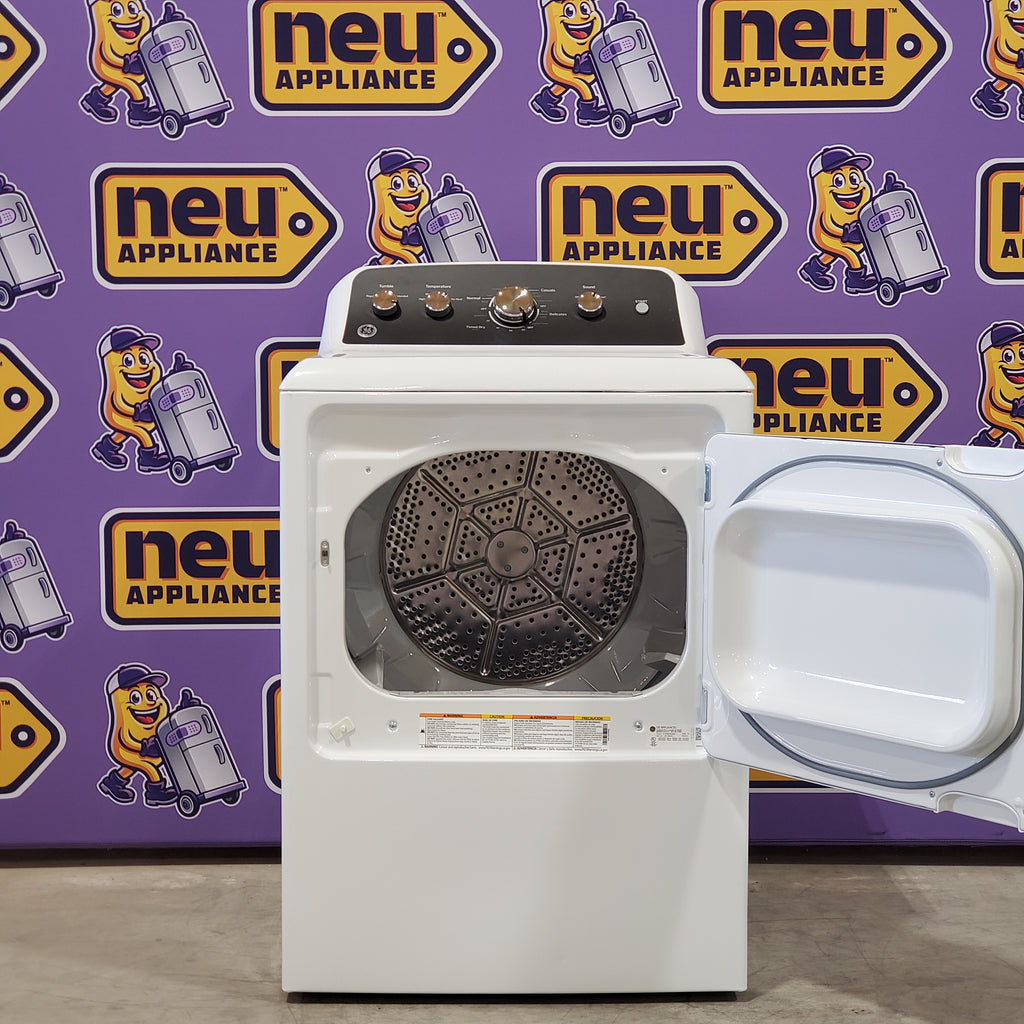 Pictures of GE 4.5 cu. ft. Capacity Washer with Water Level Control GTW585BSVWS - New in Box and GE 7.2 cu. ft. Capacity Electric Dryer with Up To 120 ft. Venting and Extended Tumble GTD48EASWWB - Open Box - Neu Appliance Outlet - Discount Appliance Outlet in Austin, Tx