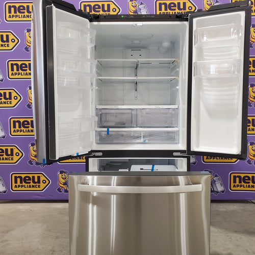 GE 33" Wide Stainless Steel ENERGY STAR 24.7 Cu. Ft. French-Door Refrigerator with Ice Maker and Water Dispenser GE9843 - GNE25JYKFS - New in Box