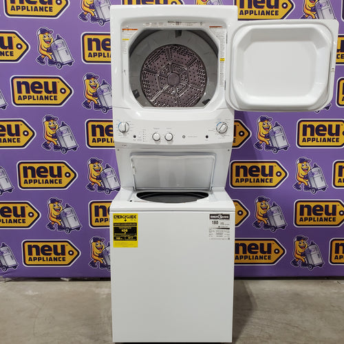 GE Unitized Spacemaker® 3.8 cu. ft. Capacity Washer with Stainless Steel Basket and 5.9 cu. ft. Capacity Gas Dryer 22133SD177 - GUD27GSSMWW - Scratch & Dent (Minor)