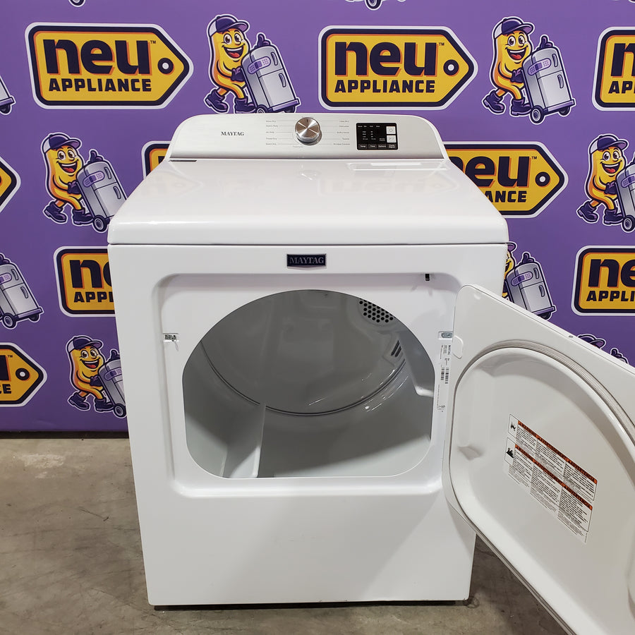 Maytag Top Load 4.8 cu ft Washer with Deep Fill and Slow-Close Glass Lid MVW6200KW - Scratch & Dent (Minor) and Maytag 7.0 cu ft Electric Dryer with Moisture Sensing and Quick Dry Cycle 16195 - MED6200KW - Scratch & Dent (Moderate)