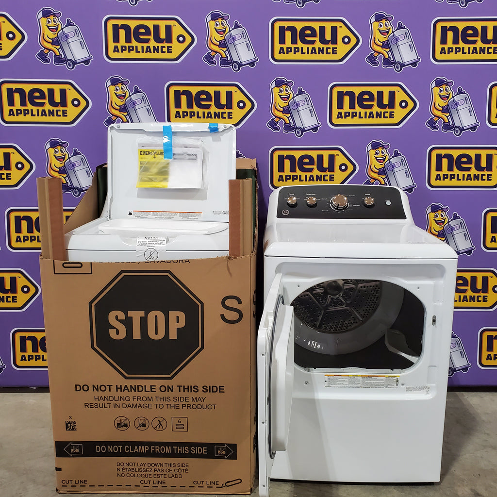 Pictures of GE® 4.5 cu. ft. Capacity Washer with Stainless Steel Basket GTW485ASWWB - New in Box and GE® 7.2 cu. ft. Capacity Gas Dryer with Up To 120 ft. Venting and Extended Tumble 16205 - GTD48GASWWB - Scratch & Dent (Minor) - Neu Appliance Outlet - Discount Appliance Outlet in Austin, Tx