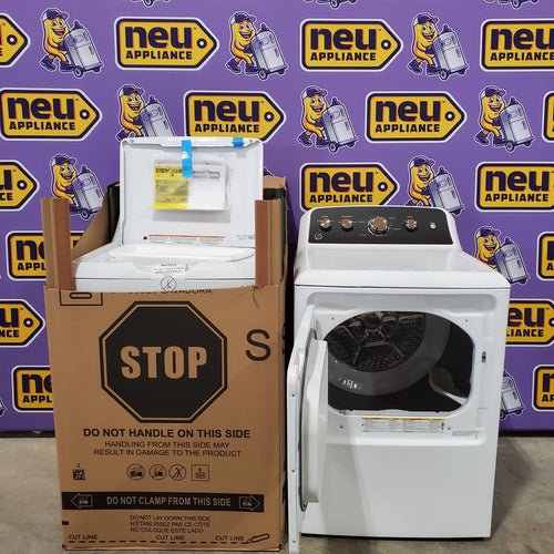 GE® 4.5 cu. ft. Capacity Washer with Stainless Steel Basket GTW485ASWWB - New in Box and GE® 7.2 cu. ft. Capacity Gas Dryer with Up To 120 ft. Venting and Extended Tumble 16205 - GTD48GASWWB - Scratch & Dent (Minor)
