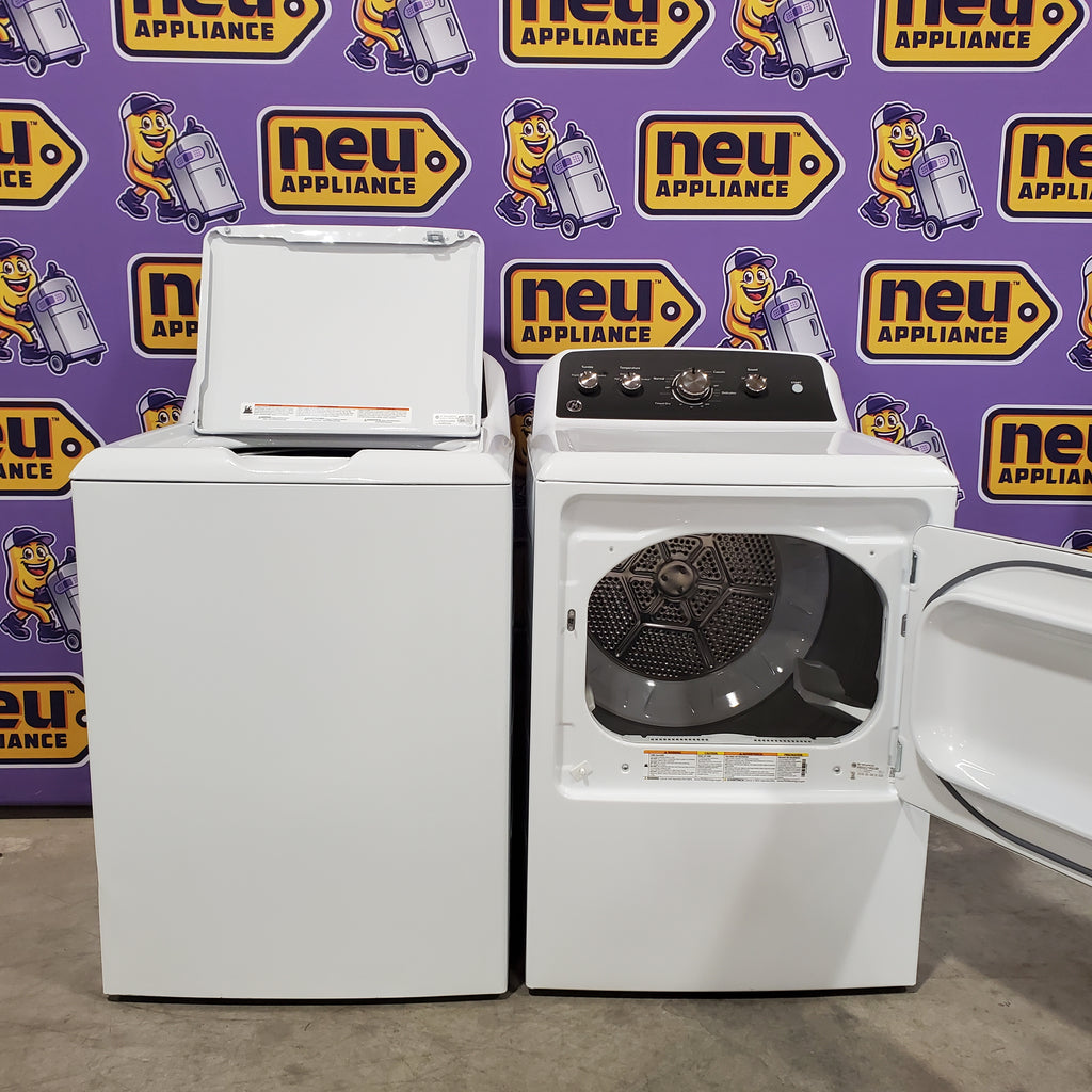 Pictures of GE® 4.5 cu. ft. Capacity Washer with Stainless Steel Basket GTW485ASWWB - Scratch & Dent (Minor) and GE® 7.2 cu. ft. Capacity Electric Dryer with Up To 120 ft. Venting and Extended Tumble 16137 - GTD48EASWWB - Scratch & Dent (Minor) - Neu Appliance Outlet - Discount Appliance Outlet in Austin, Tx