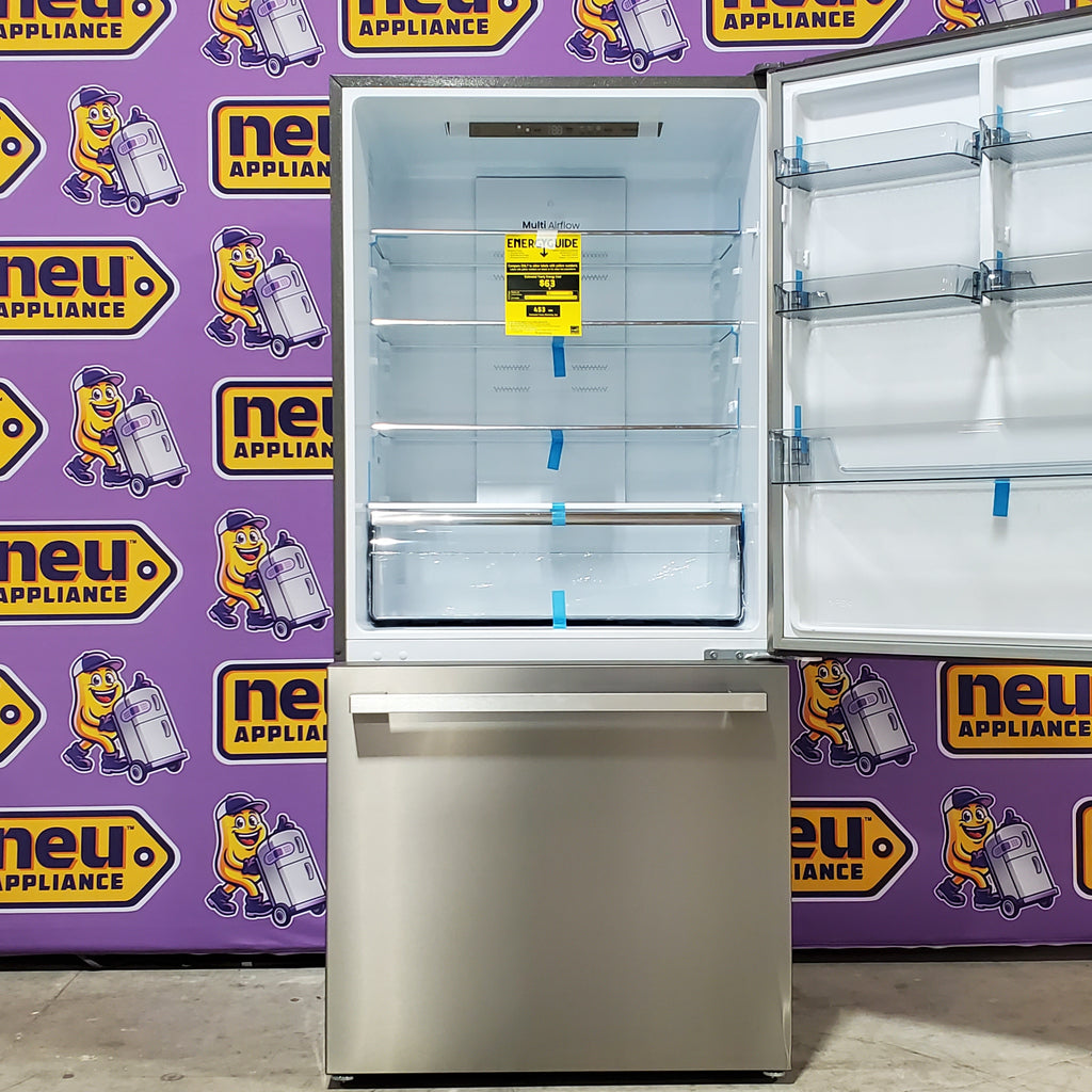 Pictures of Hisense Counter Depth Bottom Freezer 17.2 Cu. Ft. Refrigerator with LED Lighting and Super Cool and Super Freeze in Fingerprint Stainless Steel HRB171N6ASE - 3SD665 - Scratch and Dent (Minor) - Neu Appliance Outlet - Discount Appliance Outlet in Austin, Tx