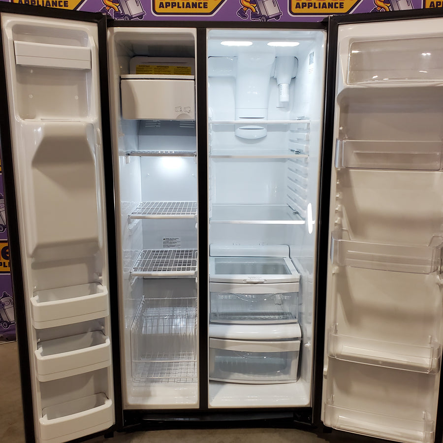 GE 25.3 Cu. Ft. Side-By-Side Refrigerator in Fingerprint Resistant Stainless Steel 22136SD351 - GSS25GYPFS - Scratch & Dent (Minor)