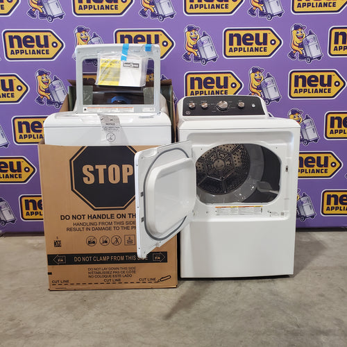 GE 4.5 cu. ft. Capacity Washer with Water Level Control GTW585BSVWS - New in Box and GE 7.2 cu. ft. Capacity Electric Dryer with Up To 120 ft. Venting and Extended Tumble  16043 - GTD48EASWWB - Scratch & Dent (Minor)