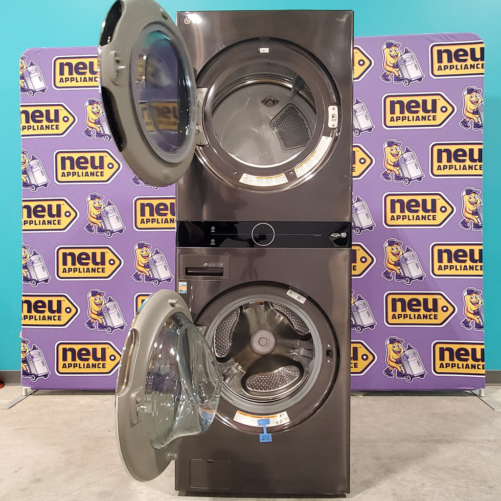 Pictures of Single Unit Front Load AI Technology LG WashTower™ with Center Control™ 4.5 cu. ft. Washer and 7.4 cu. ft. Gas Dryer WKGX201HBA - Scratch & Dent (Minor) - Neu Appliance Outlet - Discount Appliance Outlet in Austin, Tx