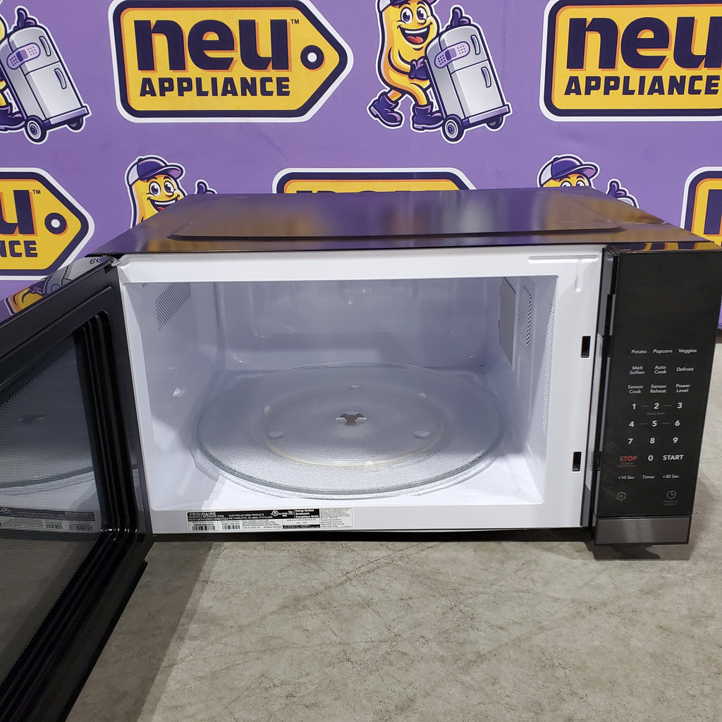 Pictures of Frigidaire Gallery 2.2 Cu. Ft. Built-In Microwave 5SD280 - GMBS3068AD - Scratch & Dent (Minor) - Neu Appliance Outlet - Discount Appliance Outlet in Austin, Tx