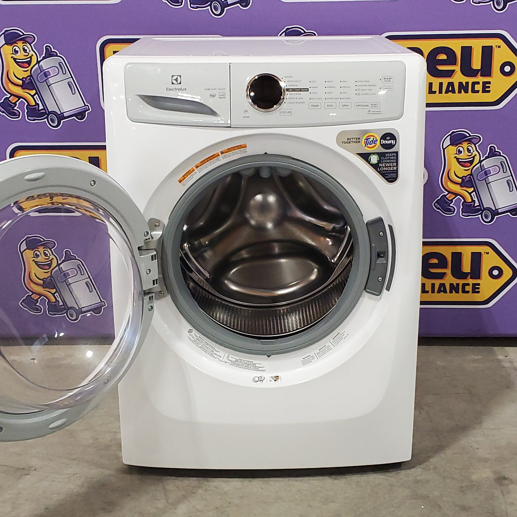 Pictures of Electrolux 300 Series 4.4 Cu. Ft. Front Load Washer with LuxCare® Wash System 3SD814 - ELFW7337AW - Scratch & Dent (Moderate) - Neu Appliance Outlet - Discount Appliance Outlet in Austin, Tx