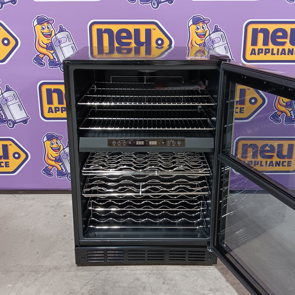 Magic Chef 44 Bottle Dual Zone Wine Cooler in Stainless Steel 25137SD739 - HMWC44DZ - Scratch & Dent (Moderate)