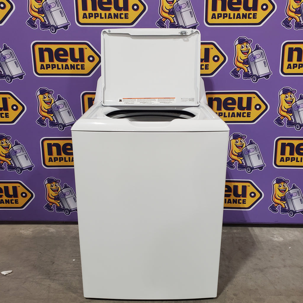 Hotpoint® 4.0 cu. ft. Capacity Washer with Cold Plus and Water Level Control HTW265ASWWW - Scratch & Dent (Minor) and Hotpoint 6.2 cu. ft. Capacity Electric Dryer with Up To 120 ft. Venting and Shallow Depth 16180 - HTX26EASWWW - Scratch & Dent (Minor)