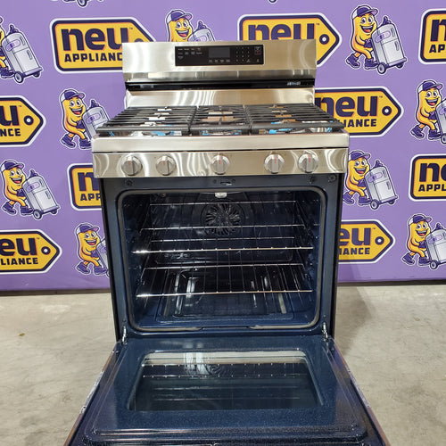 Pictures of Samsung 5-Burner Freestanding Smart Gas Range in Stainless Steel with No Preheat AirFry and Wi-Fi Enabled Convection 31131SD2 - NX60A6711SS - Scratch & Dent (Minor) - Neu Appliance Outlet - Discount Appliance Outlet in Austin, Tx