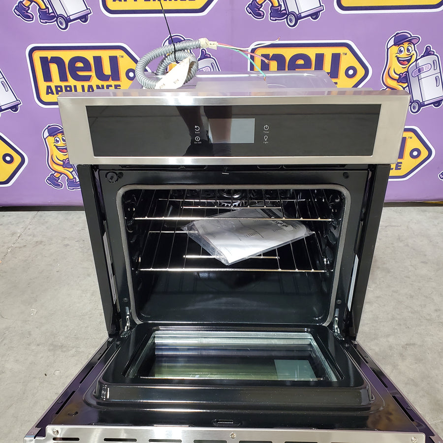 Frigidaire 27 inch Single Electric Wall Oven Single-fan and Self-cleaning in Stainless Steel FCWS2727AS - Open Box