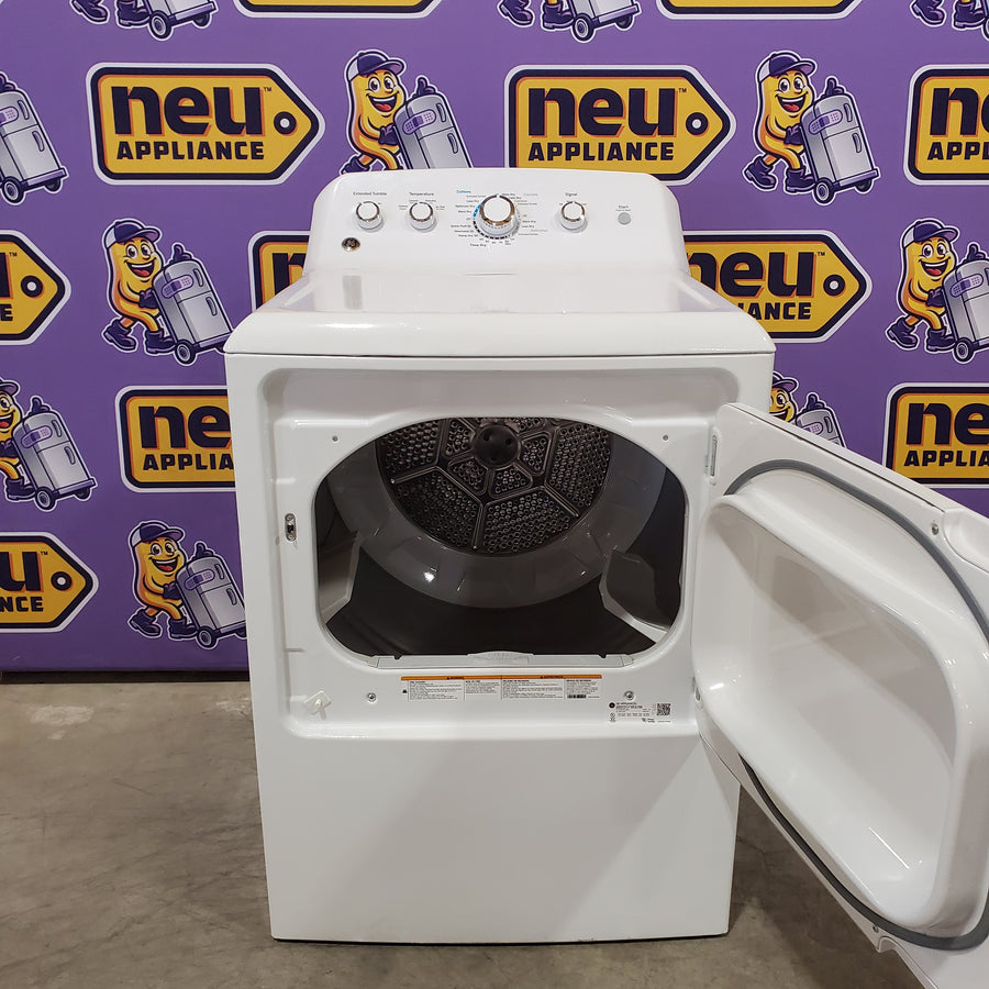 GE White Top Load 4.0 Cu. Ft. Capacity Washer with Stainless Steel Wash Basket GTW325ASWWW - New in Box and GE White Electric 7.2 Cu. Ft. Dryer with Aluminized Alloy Drum 16211 - GTD42EASJWW - Certified Refurbished