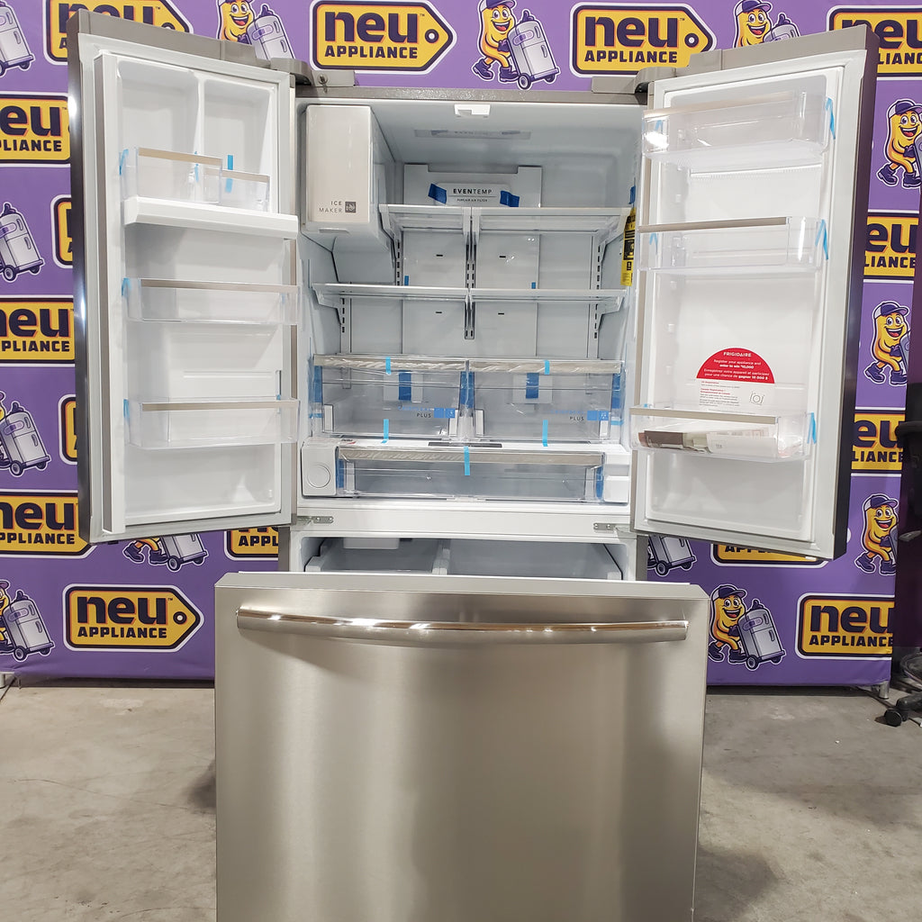 Frigidaire 27.8-cu ft ENERGY STAR French Door Refrigerator with Dual Ice Maker in Fingerprint Resistant Stainless Steel 4SD463 - GRFS2853AF - Scratch & Dent (Moderate)