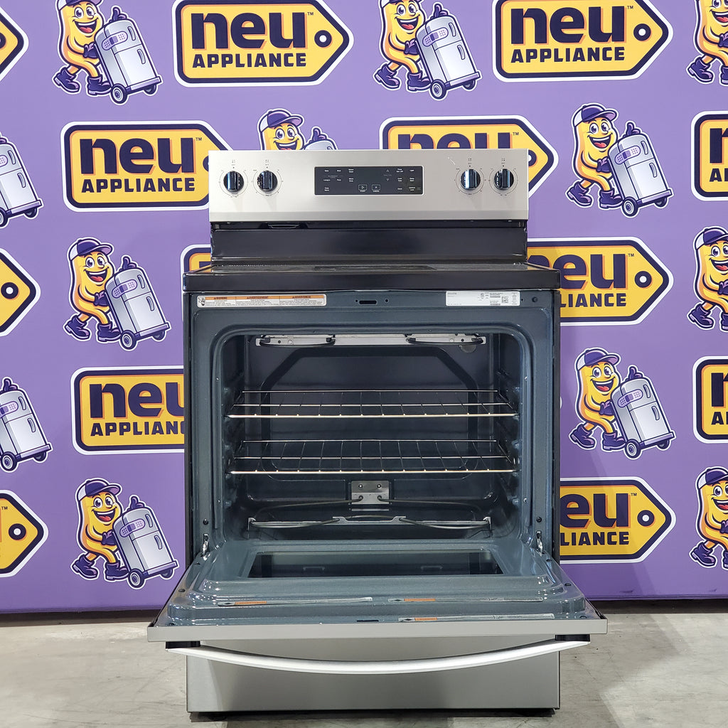 Pictures of Whirlpool Electric 30" Range with Steam Clean and No Preheat Mode in Fingerprint Resistant Stainless Steel WFES3330RZ - Scratch & Dent (Minor) - Neu Appliance Outlet - Discount Appliance Outlet in Austin, Tx