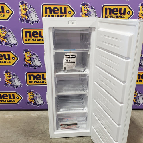 Danby 6.0 cu. ft. Manual Defrost Upright Freezer in White 251312SD980 - DUFM060B2WDB - Scratch & Dent (Minor)