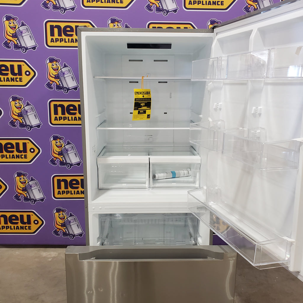 Pictures of Vissani 18.7 cu. ft. Bottom Freezer Refrigerator in Stainless Steel 25139SD792 - MDBF18SS - Scratch & Dent (Moderate) - Neu Appliance Outlet - Discount Appliance Outlet in Austin, Tx