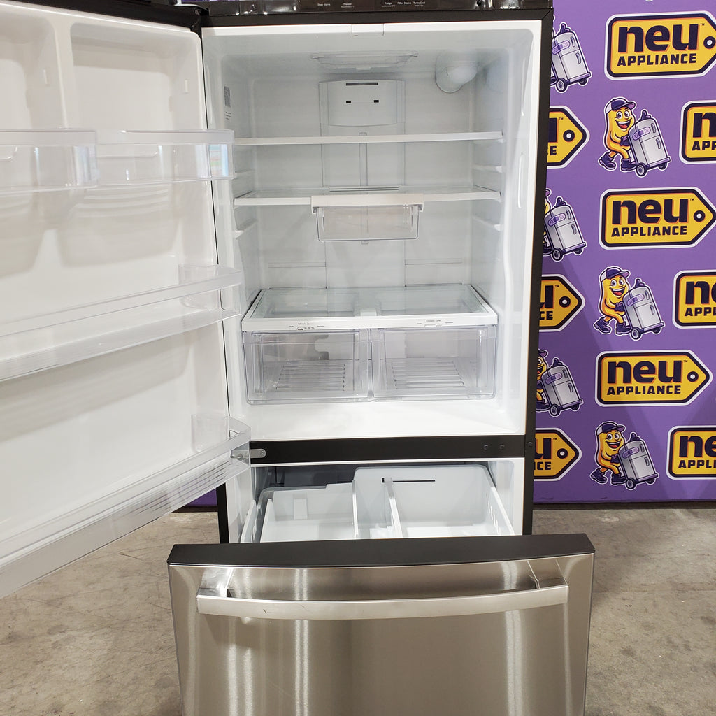 GE® ENERGY STAR® 24.8 Cu. Ft. 33 in. Bottom-Freezer Drawer Refrigerator 25137SD700 - GDE25EYKFS - Scratch & Dent (Moderate)