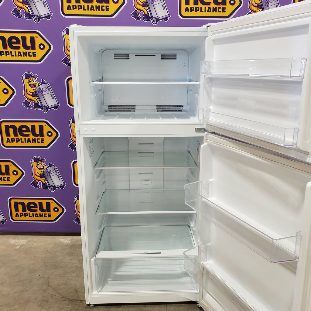 Pictures of Vissani 14.2 cu. ft. Top Freezer Refrigerator in White, Garage Ready 25137SD704 - MDTF14WH5 - Scratch & Dent (Minor) - Neu Appliance Outlet - Discount Appliance Outlet in Austin, Tx