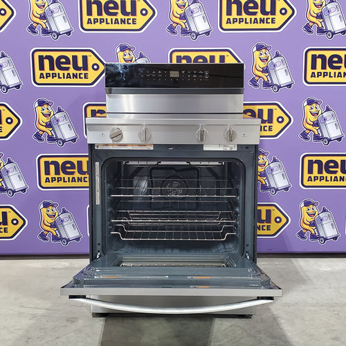 Pictures of Whirlpool 30-inch Electric Smart Range with Air Cooking Technology, High Speed Preheat Oven, No Preheat Air Fry, Steam/Self Clean, and WipeClean™ Coating WFES7530RZ - Open Box - Neu Appliance Outlet - Discount Appliance Outlet in Austin, Tx