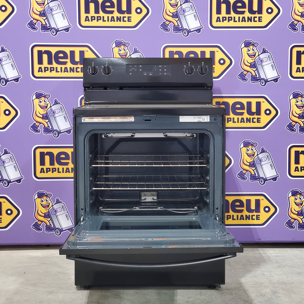 Whirlpool 30-inch Electric Range with Steam Clean WFES3330RB - Scratch & Dent (MInor)