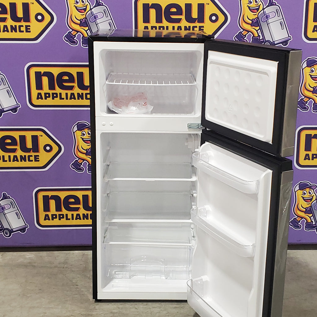 Vissani 4.5 cu. ft. 2-Door Mini Refrigerator in Platinum Steel with Freezer SA590 - HVDR45PS - Scratch & Dent (Minor)