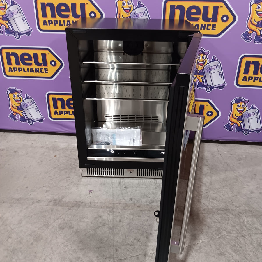 Summit 24" Wide Built-In Beverage Center SDHG2443 - Open Box
