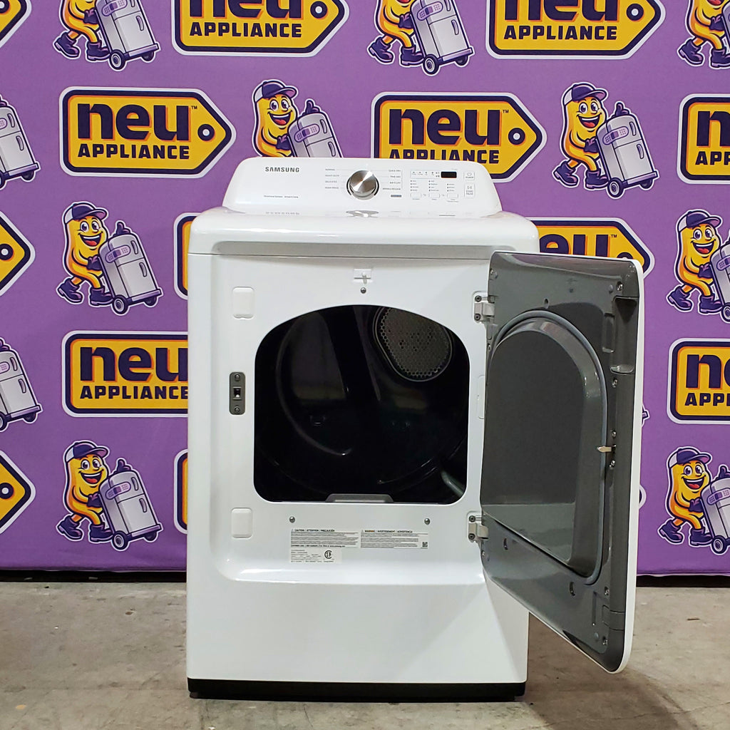 Samsung 4.5 cu. ft. Top Load Washer with Vibration Reduction Technology+ in White WA45T3200AW - Certified Refurbished and Samsung 7.2 cu. ft. Electric Dryer with Sensor Dry in White 16061 - DVE45T3200W - Open Box